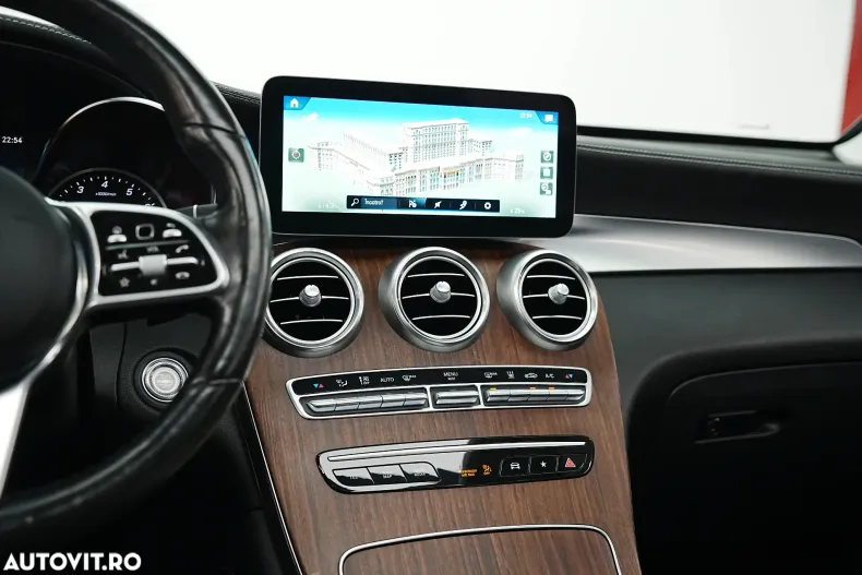 Mercedes-Benz GLC din 2020 cu 163.000 km - oferta MER186780 - foto 34
