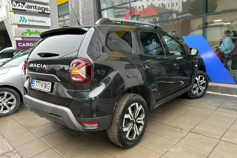 Dacia Duster din 2023 cu 103.755 km - oferta DAC186785 - foto 4