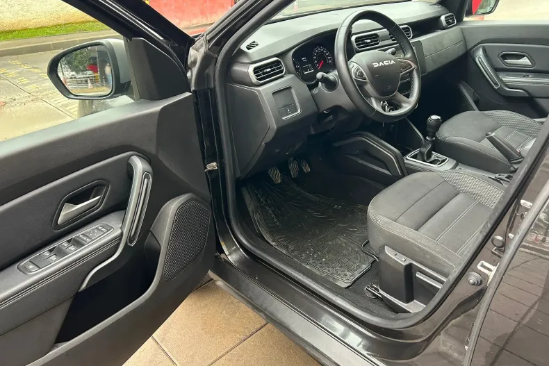 Dacia Duster din 2023 cu 103.755 km - oferta DAC186785 - foto 8