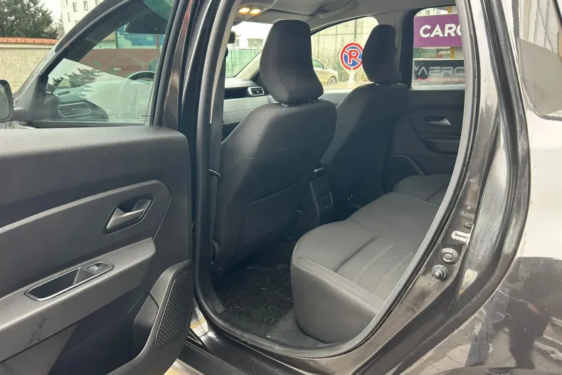 Dacia Duster din 2023 cu 103.755 km - oferta DAC186785 - foto 9