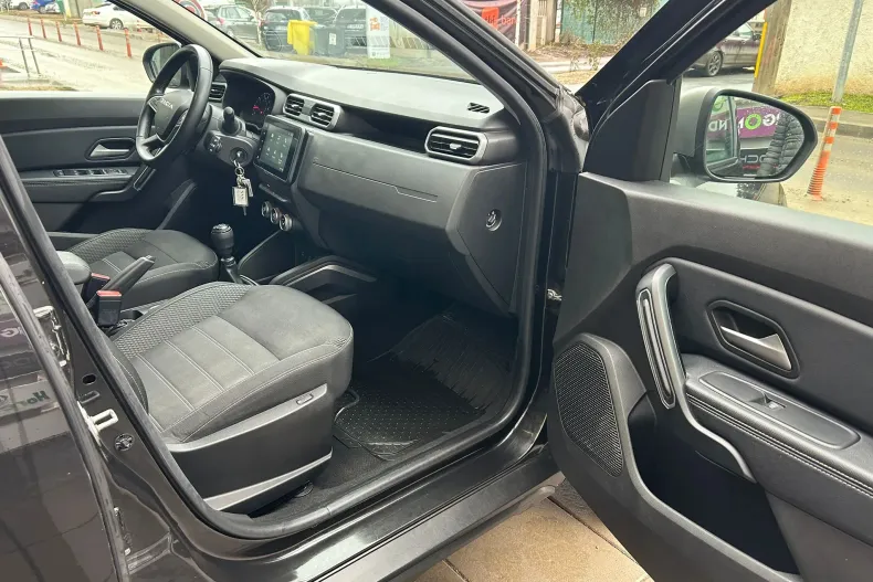 Dacia Duster din 2023 cu 103.755 km - oferta DAC186785 - foto 10