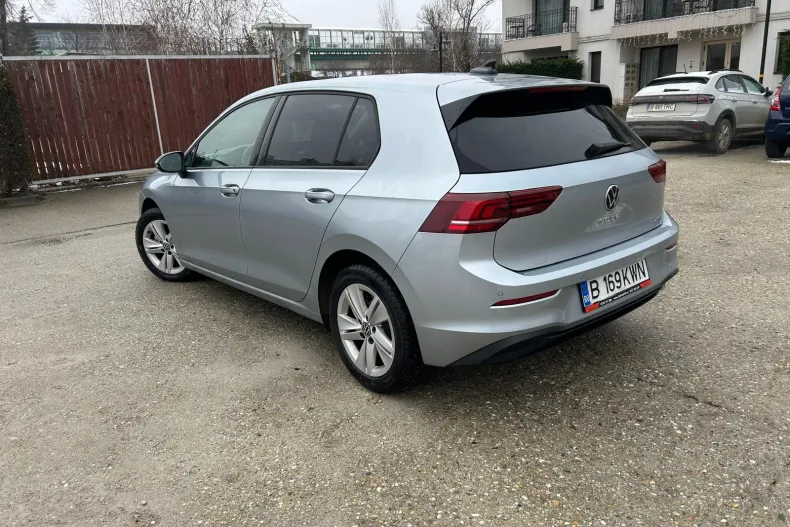 Volkswagen Golf din 2025 cu 21.361 km - oferta VOL186789 - foto 4
