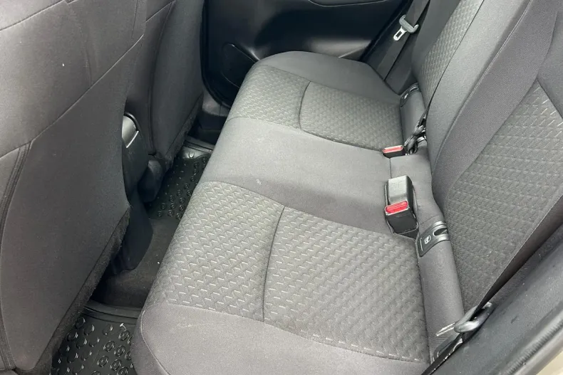 Toyota Yaris din 2025 cu 35.800 km - oferta TOY186790 - foto 12