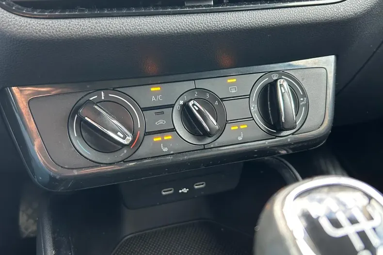 Skoda Fabia din 2023 cu 100.122 km - oferta SKO186793 - foto 10