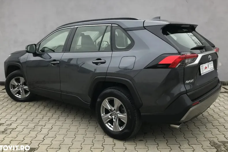 Toyota RAV4 din 2022 cu 112.231 km - oferta TOY186798 - foto 4