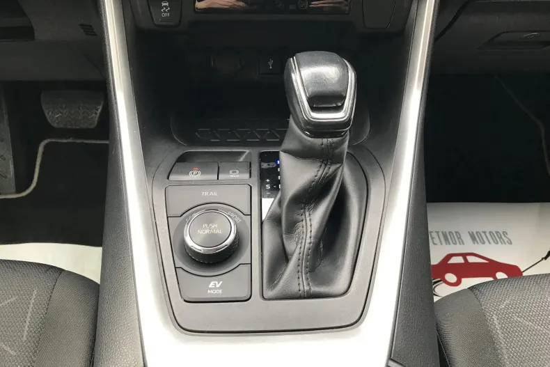 Toyota RAV4 din 2022 cu 112.231 km - oferta TOY186798 - foto 34