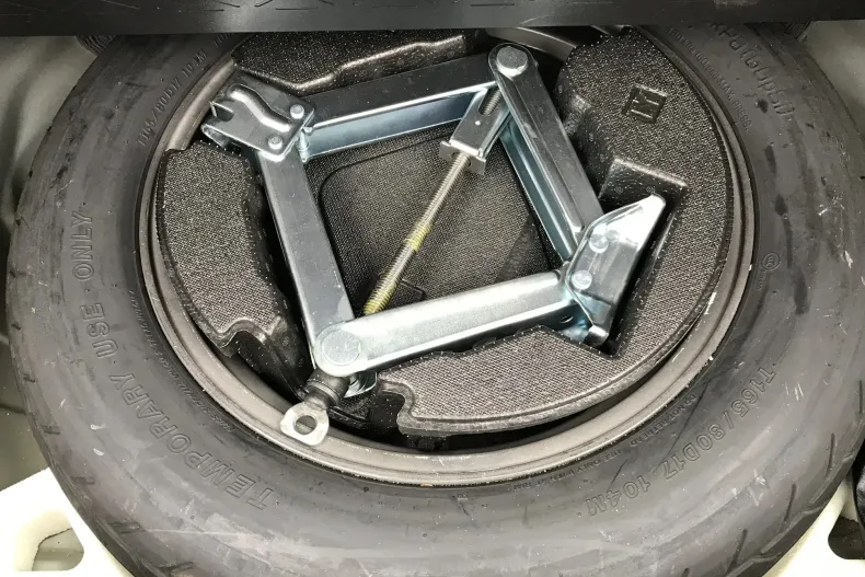 Toyota RAV4 din 2022 cu 112.231 km - oferta TOY186798 - foto 36