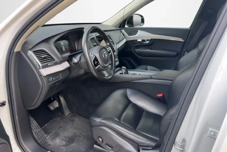 Volvo XC90 din 2020 cu 59.700 km - oferta VOL186800 - foto 9