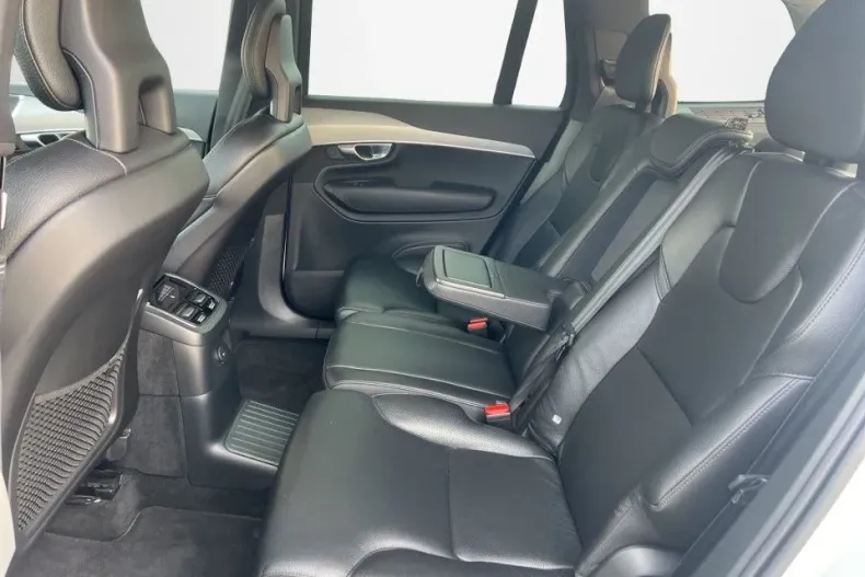 Volvo XC90 din 2020 cu 59.700 km - oferta VOL186800 - foto 13