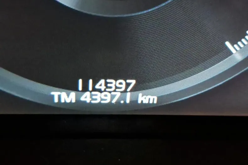 Volvo XC60 din 2020 cu 114.397 km - oferta VOL186802 - foto 16