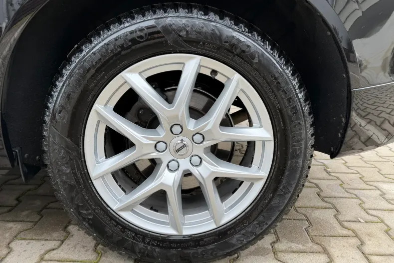 Volvo XC60 din 2020 cu 114.397 km - oferta VOL186802 - foto 27