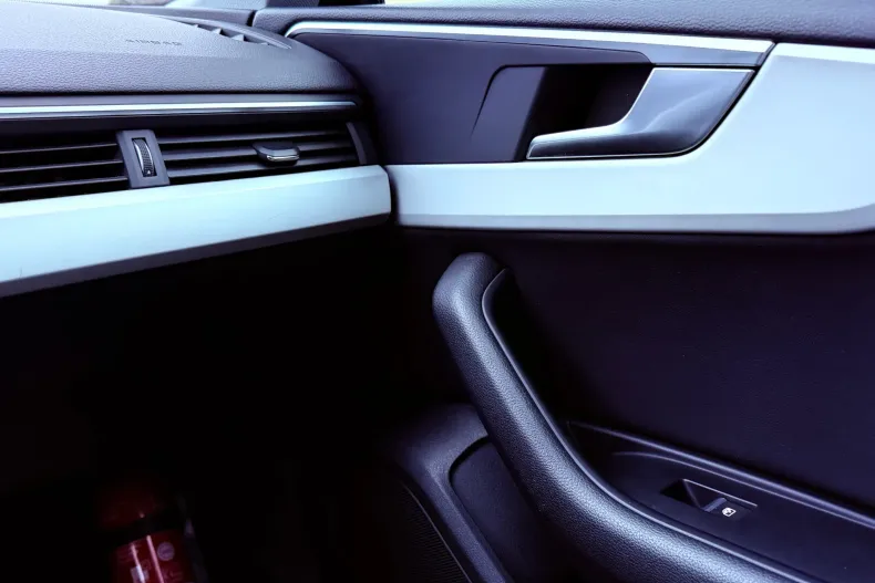 Audi A5 din 2021 cu 137.026 km - oferta AUD186803 - foto 13