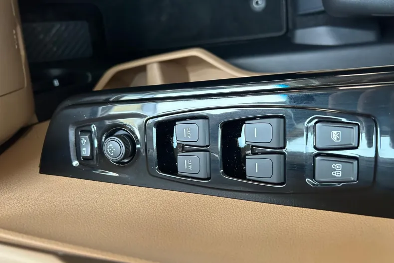 KGM Actyon din 2026 cu 10 km - oferta KGM186810 - foto 19