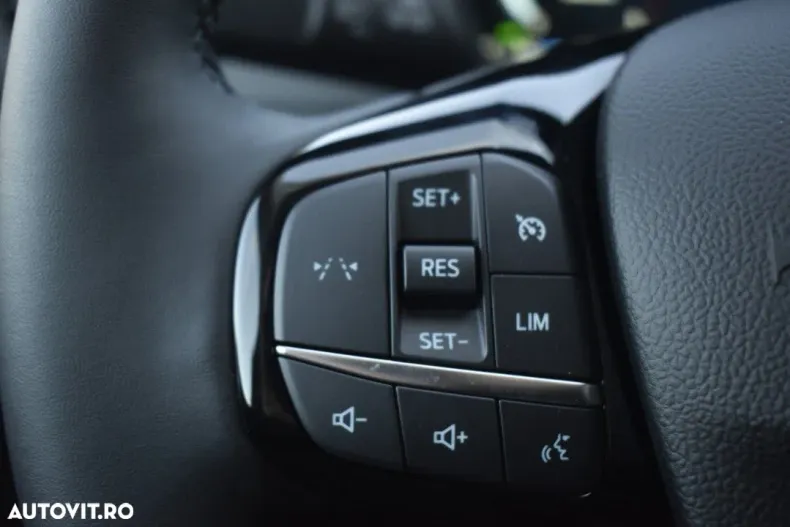 Ford Kuga din 2025 cu 1 km - oferta FOR186813 - foto 19