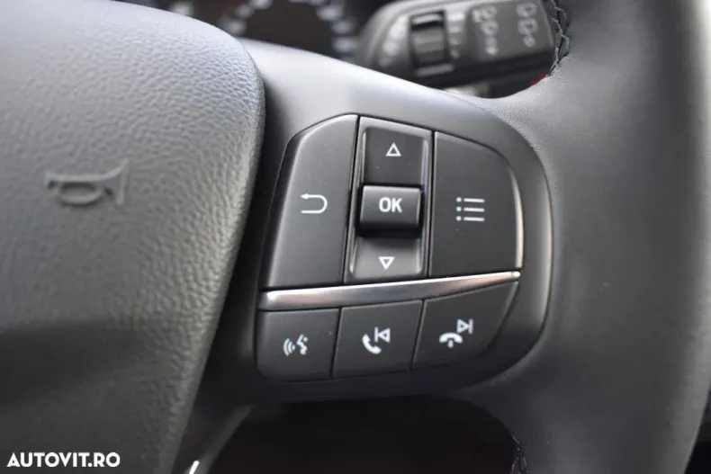 Ford Focus din 2022 cu 3.500 km - oferta FOR186814 - foto 22