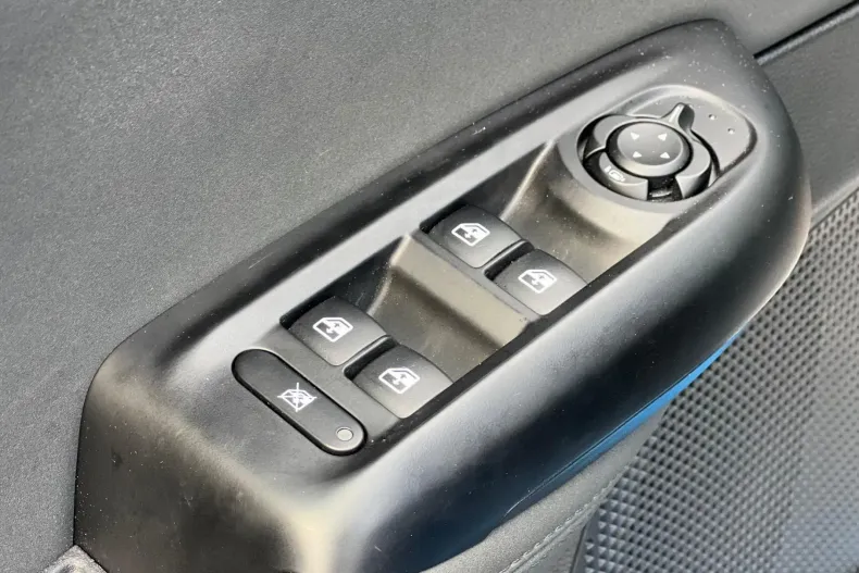 Alfa Romeo Tonale din 2024 cu 72.956 km - oferta ALF186817 - foto 9