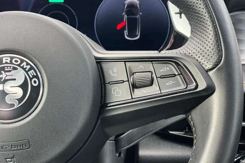 Alfa Romeo Tonale din 2024 cu 72.956 km - oferta ALF186817 - foto 18