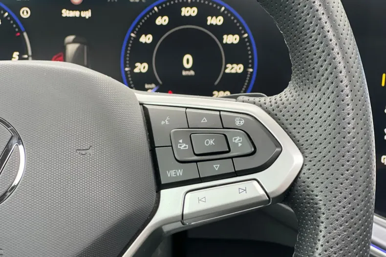 Volkswagen Touareg din 2024 cu 56.000 km - oferta VOL186818 - foto 34