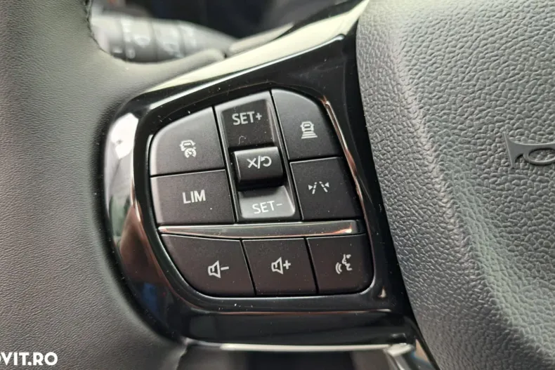 Ford Tourneo Custom din 2025 cu 1 km - oferta FOR186827 - foto 34