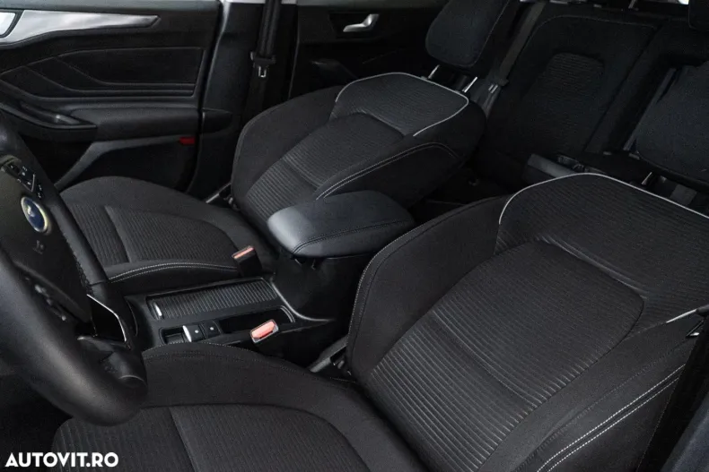 Ford Focus din 2023 cu 35.000 km - oferta FOR186833 - foto 13