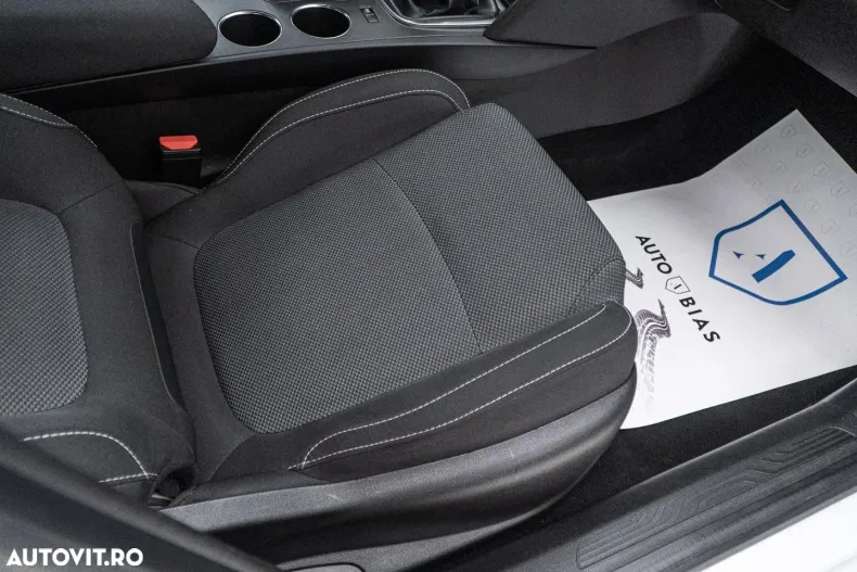 Renault Megane din 2023 cu 95.135 km - oferta REN186836 - foto 38