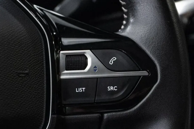 Peugeot 3008 din 2021 cu 173.000 km - oferta PEU186847 - foto 21