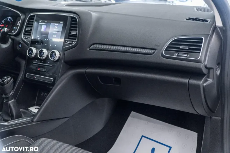 Renault Megane din 2023 cu 87.647 km - oferta REN186859 - foto 36