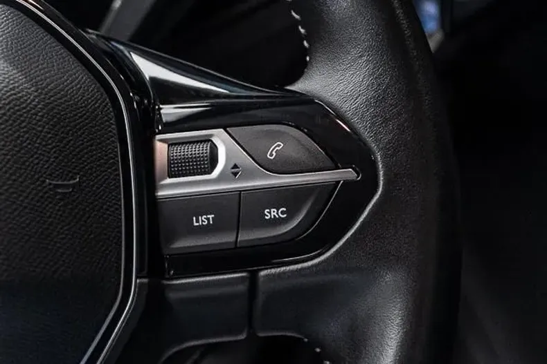 Peugeot 3008 din 2021 cu 179.225 km - oferta PEU186866 - foto 26