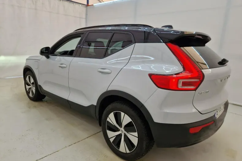 Volvo XC40 din 2020 cu 153.870 km - oferta VOL186870 - foto 4