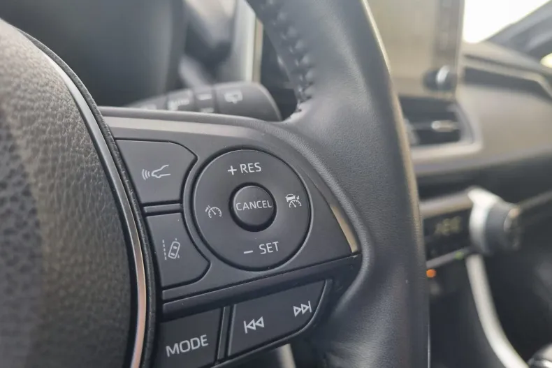 Toyota RAV4 din 2022 cu 72.179 km - oferta TOY186876 - foto 19