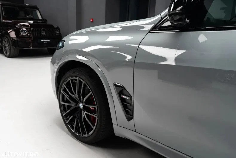 BMW X5 M (Seria X) din 2023 cu 30.450 km - oferta BMW186877 - foto 5