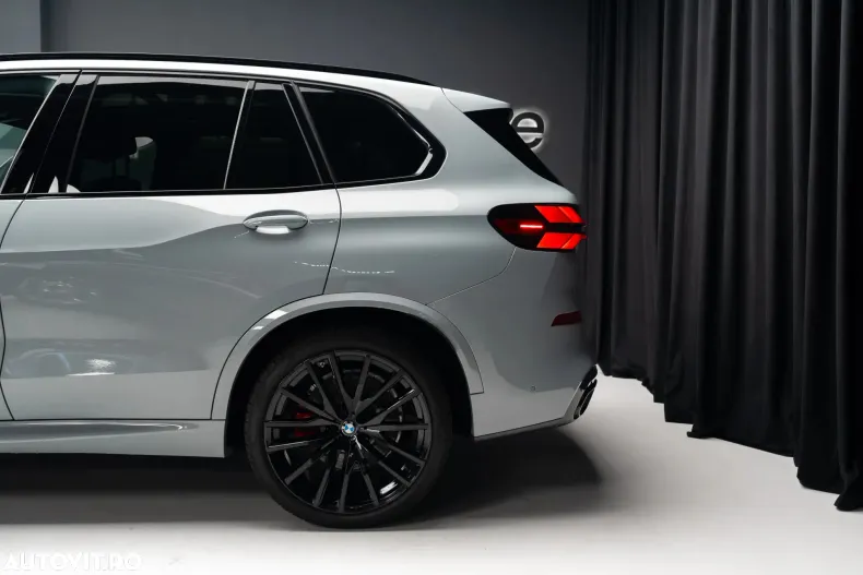 BMW X5 M (Seria X) din 2023 cu 30.450 km - oferta BMW186877 - foto 23