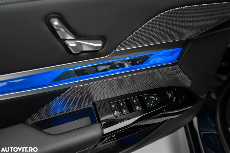 BMW Seria 7 din 2024 cu 25.300 km - oferta BMW186882 - foto 3