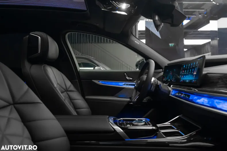 BMW Seria 7 din 2024 cu 25.300 km - oferta BMW186882 - foto 25