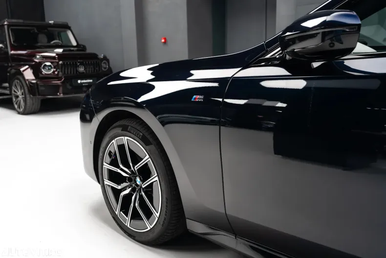 BMW Seria 7 din 2024 cu 25.300 km - oferta BMW186882 - foto 30