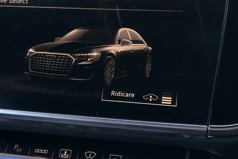 Audi A8 din 2025 cu 500 km - oferta AUD186889 - foto 20