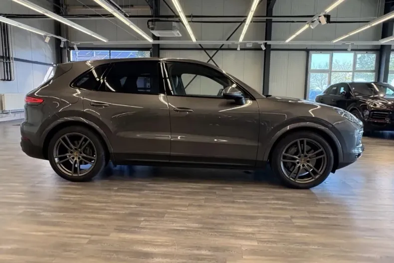 Porsche Cayenne din 2022 cu 70.800 km - oferta POR186892 - foto 2