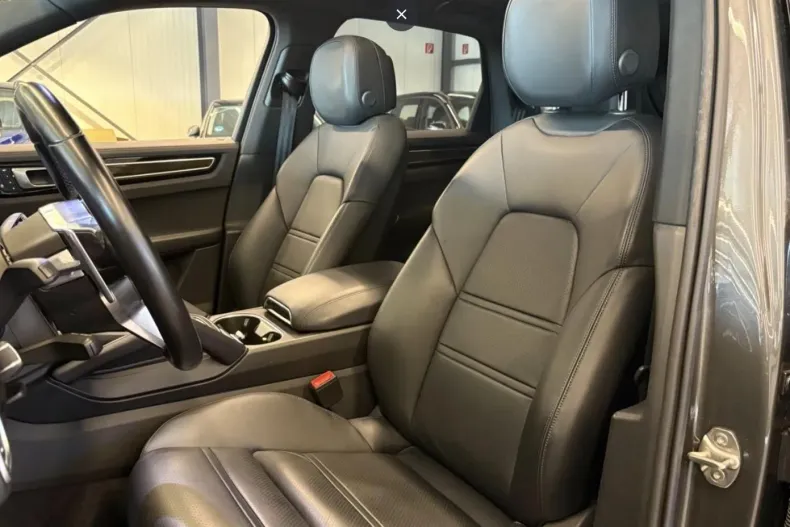 Porsche Cayenne din 2022 cu 70.800 km - oferta POR186892 - foto 6