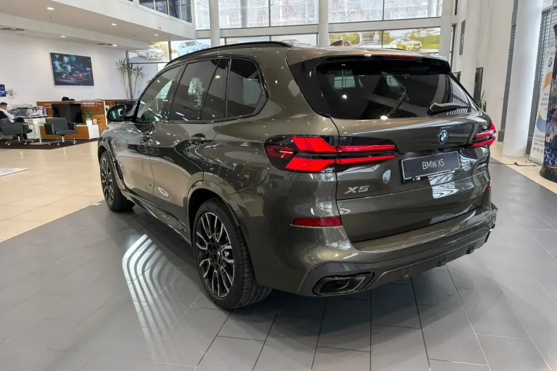 BMW X5 (Seria X) din 2025 cu 0 km - oferta BMW186896 - foto 4