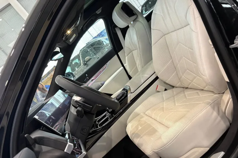 BMW Seria 7 din 2026 cu 0 km - oferta BMW186897 - foto 6