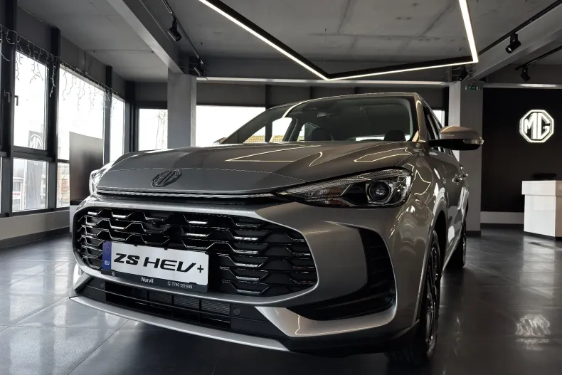 MG ZS HEV din 2025 cu 5 km - oferta MG0186913 - foto 1