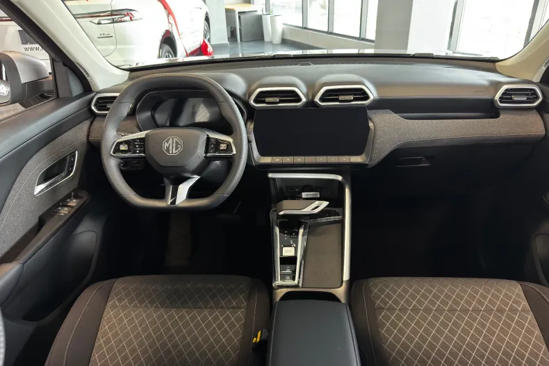 MG ZS HEV din 2025 cu 5 km - oferta MG0186913 - foto 6