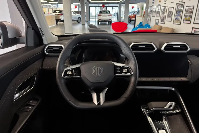 MG ZS HEV din 2025 cu 5 km - oferta MG0186914 - foto 6