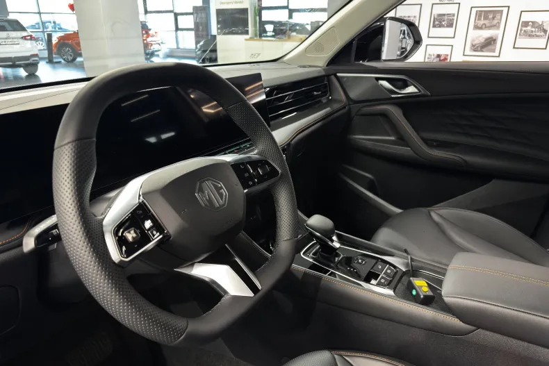 MG HS din 2025 cu 5 km - oferta MG0186915 - foto 11