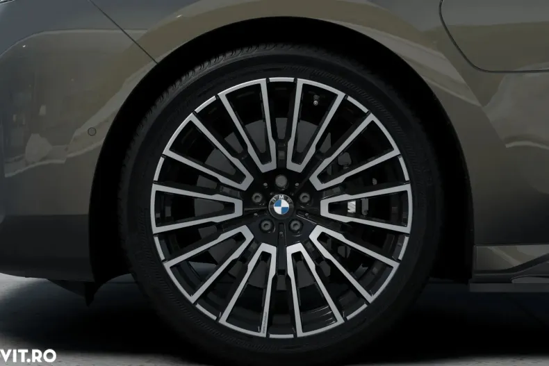 BMW Seria 7 din 2026 cu 1 km - oferta BMW186919 - foto 12