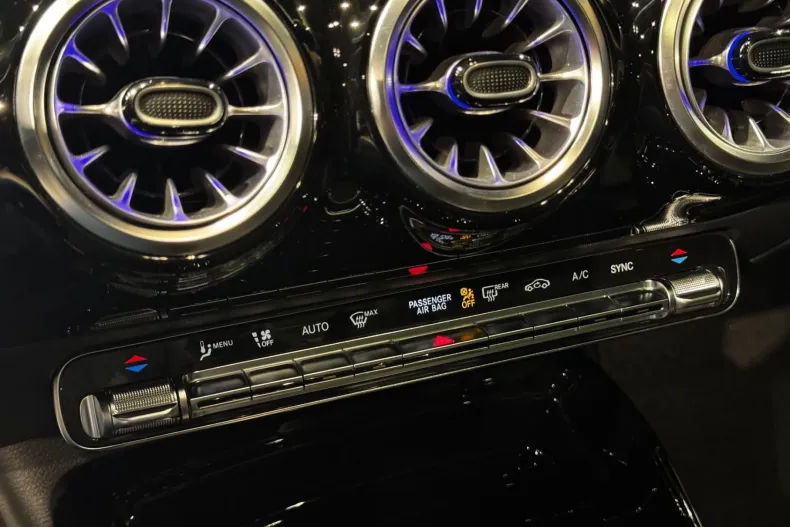 Mercedes-Benz CLA (Clasa CLA) din 2021 cu 19.100 km - oferta MER186922 - foto 19