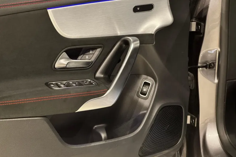 Mercedes-Benz CLA (Clasa CLA) din 2021 cu 19.100 km - oferta MER186922 - foto 30