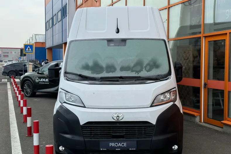 Toyota Proace din 2025 cu 5 km - oferta TOY186927 - foto 2
