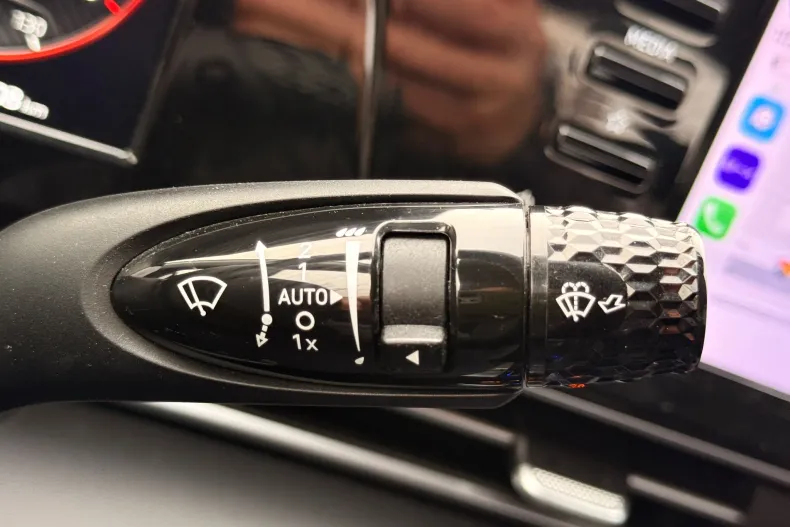 Hyundai Elantra din 2022 cu 130.108 km - oferta HYU186928 - foto 17