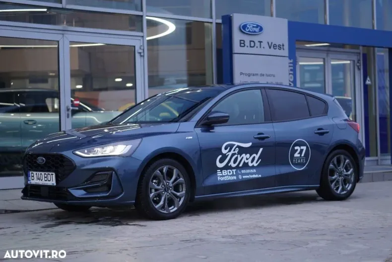 Ford Focus din 2025 cu 2.990 km - oferta FOR186934 - foto 1